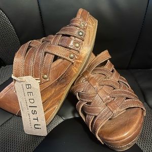 Bed Stu distressed open toe wedge sandal size 8